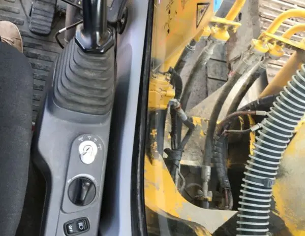Гусеничный экскаватор Komatsu PC 240 NLC-7K- фото № 9