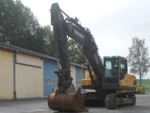 Гусеничный экскаватор Volvo EC 210 CNL- фото № 11