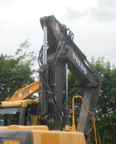Гусеничный экскаватор Volvo EC 210 CNL- фото № 3
