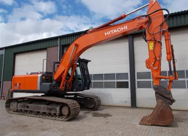 Гусеничный экскаватор Hitachi ZX280LC-3- фото № 10