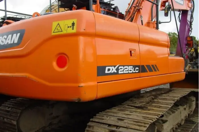 Гусеничный экскаватор Doosan DX225LC-3 2013 г.в- фото № 7