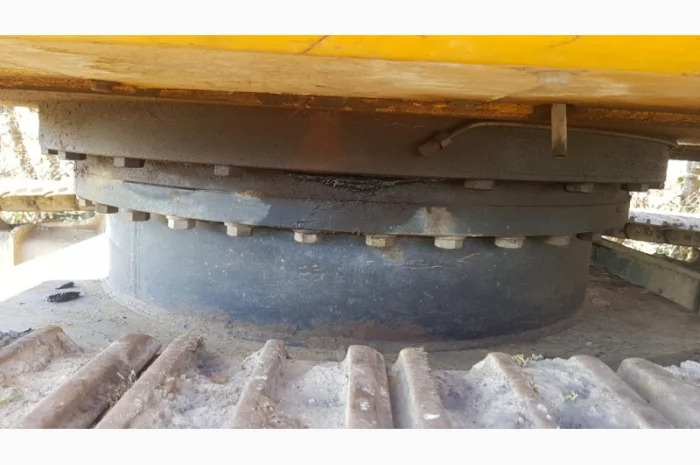 Гусеничный экскаватор JCB JS240LC. В Наличии- фото № 8