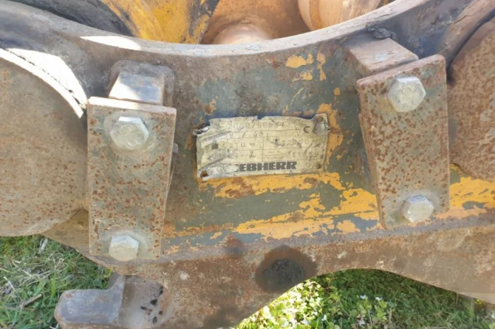 Гусеничный экскаватор JCB JS240LC. В Наличии- фото № 15