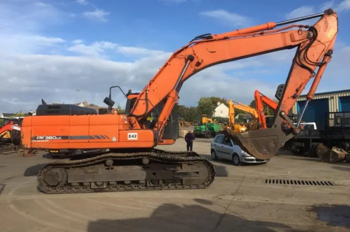 Гусеничный экскаватор DOOSAN DX 380LC-3 2013 года- фото № 18