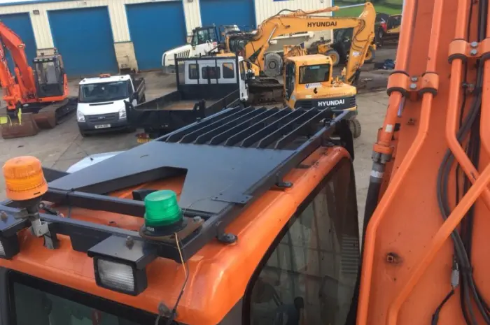 Гусеничный экскаватор DOOSAN DX 380LC-3 2013 года- фото № 5