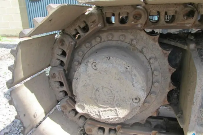 Гусеничный экскаватор JCB JS220LC- фото № 3