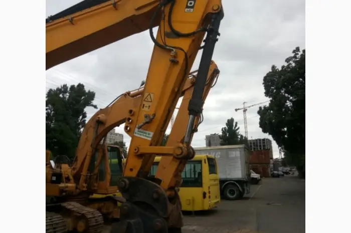 Гусеничный экскаватор JCB JS 330LC 2008 года- фото № 12