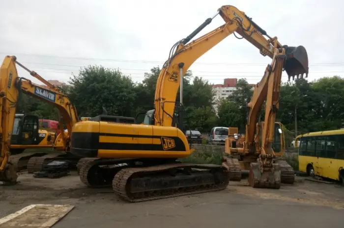 Гусеничный экскаватор JCB JS 330LC 2008 года- фото № 9