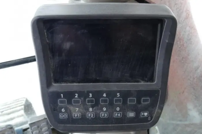 Гусеничный экскаватор Hitachi ZX350LC-3- фото № 11
