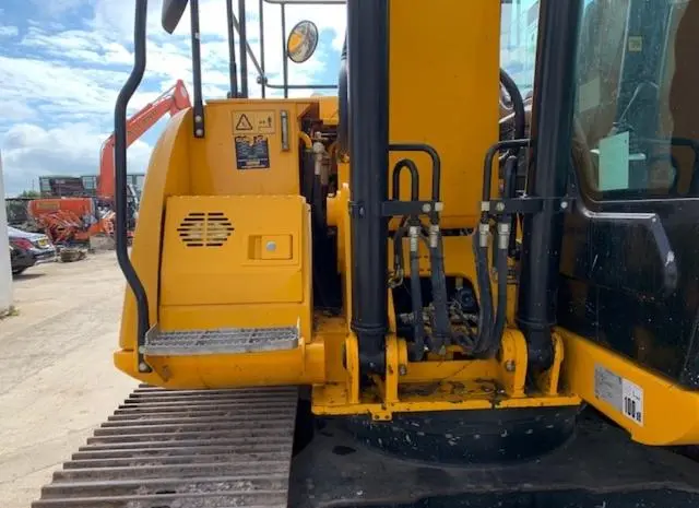 Гусеничный экскаватор JCB JS 130LC. Спецтехника б/у- фото № 11
