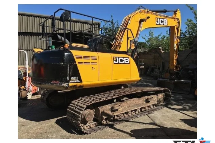 Гусеничный экскаватор JCB JS220LC 2014 г- фото № 6