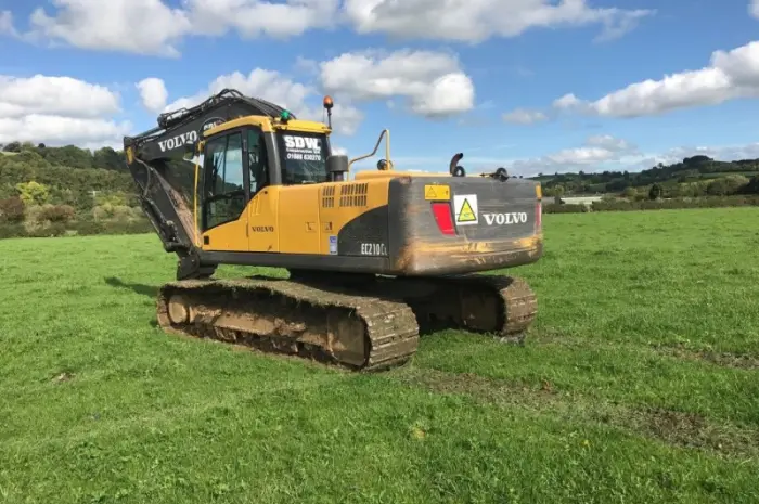 Гусеничный экскаватор Volvo EC210CL в Украине- фото № 3