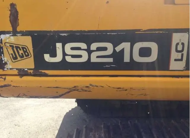 Гусеничный экскаватор JCB JS210LC- фото № 3