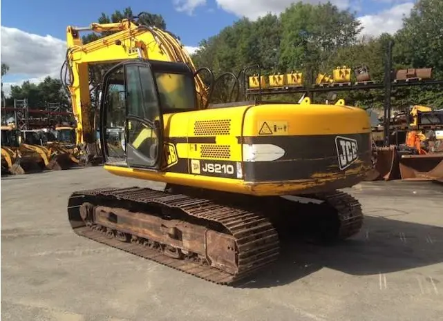 Гусеничный экскаватор JCB JS210LC- фото № 4