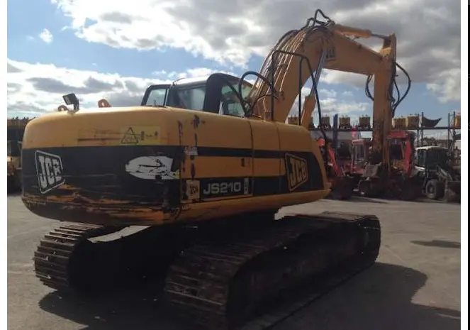 Гусеничный экскаватор JCB JS210LC- фото № 5