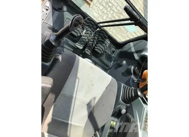 Гусеничный экскаватор Hyundai ROBEX 300 LC-9S- фото № 4