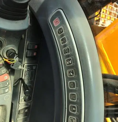 Колесный экскаватор JCB JS175w 2010 года- фото № 10