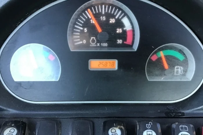 Экскаватор-погрузчик Caterpillar 434f- фото № 10