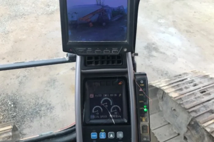 Гусеничный экскаватор Doosan DX 225 LC. Строительная техника б/у- фото № 8