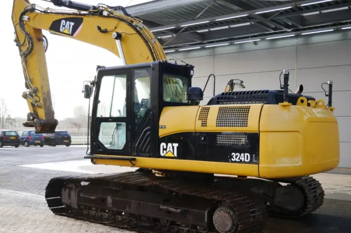 Гусеничный экскаватор CAT 324 DL 2011 года- фото № 5