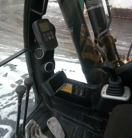 Гусеничный экскаватор JCB JS220 2011 года- фото № 11