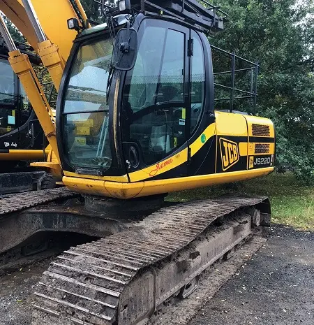 Гусеничный экскаватор JCB JS220 LC в Украине- фото № 4