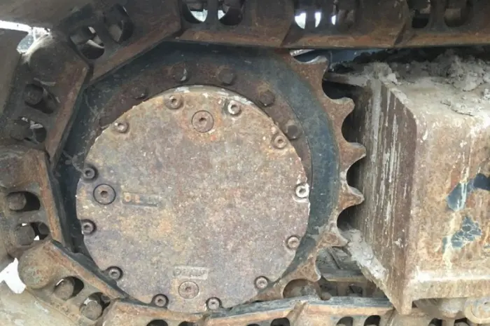 Купить Гусеничный экскаватор JCB JS130 LC- фото № 7