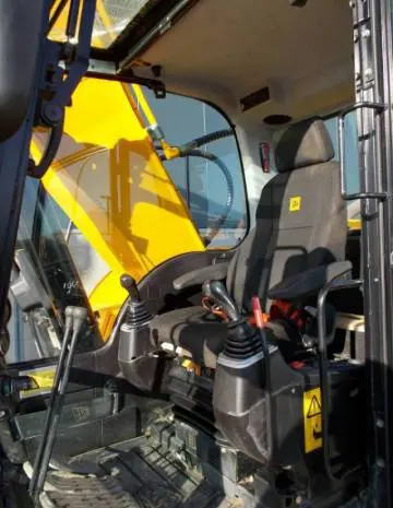 Гусеничный экскаватор JCB JS 220. Гусеничный экскаватор б/у- фото № 15