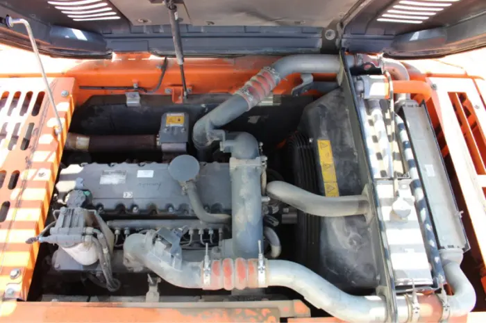 Гусеничный экскаватор Doosan DX 225 LC. Гусеничный экскаватор Doosan- фото № 10