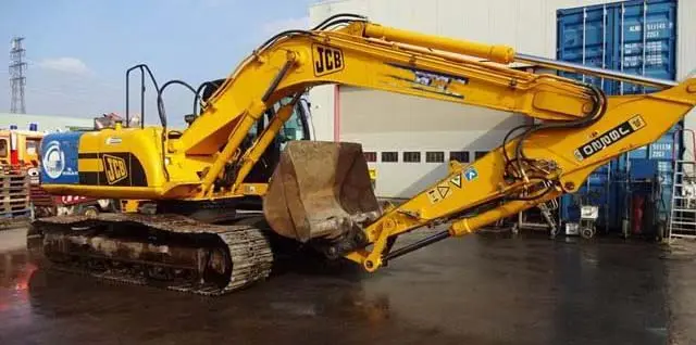 Гусеничный экскаватор JCB. Гусеничный экскаватор JCB JS 220LC- фото № 17