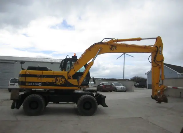 Колесный экскаватор JCB JS 200W. Купить экскаватор б/у- фото № 19