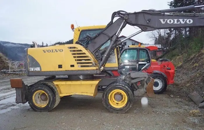 Колесный экскаватор Volvo EW140B в Украине- фото № 15