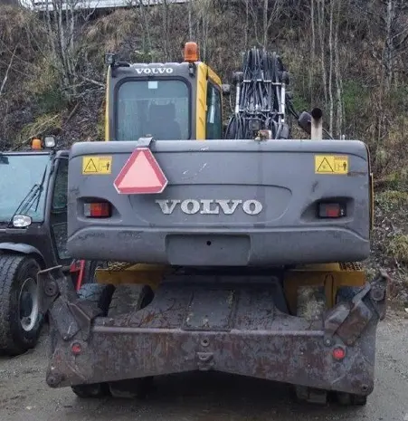 Колесный экскаватор Volvo EW140B в Украине- фото № 13