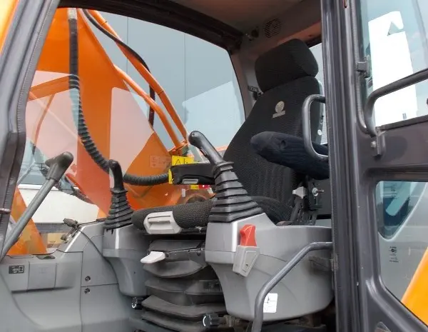 Гусеничный экскаватор Doosan DX 255 LC в Украине- фото № 9