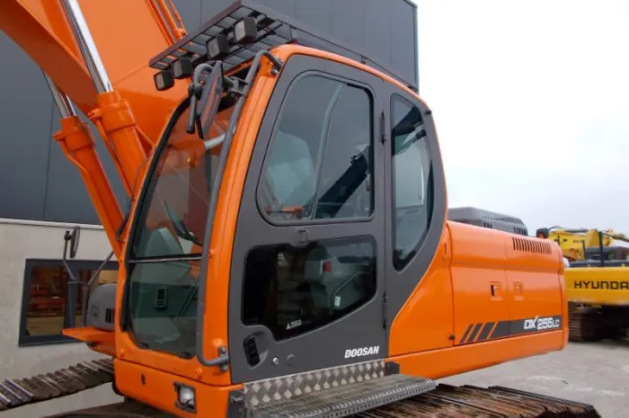 Гусеничный экскаватор Doosan DX 255 LC в Украине- фото № 5