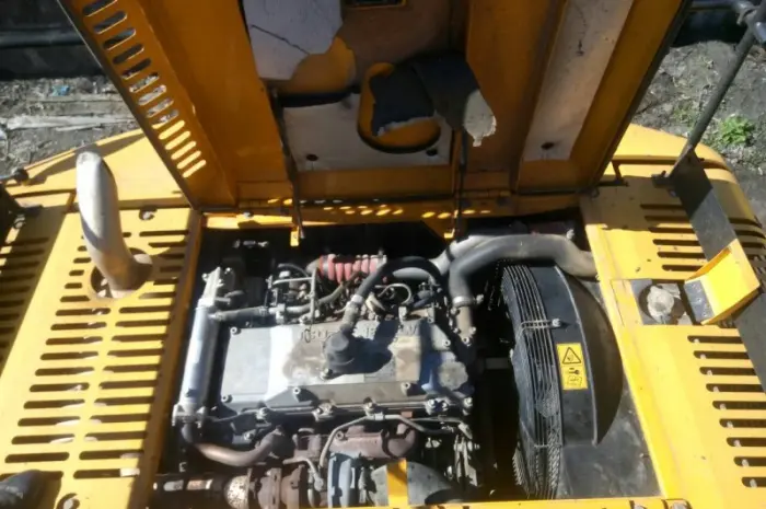 Гусеничный экскаватор JCB JS 220 LC. Гусеничный экскаватор- фото № 11