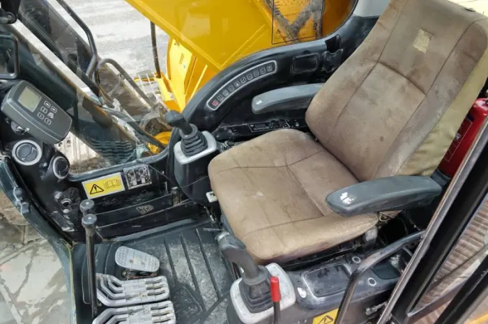 Гусеничный экскаватор JCB JS260 LC. Гусеничный экскаватор б/у- фото № 3