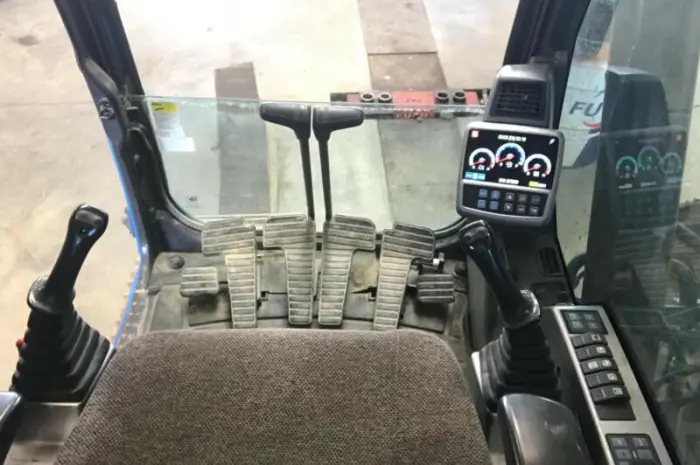 Гусеничный экскаватор Doosan DX 255 LC- фото № 10