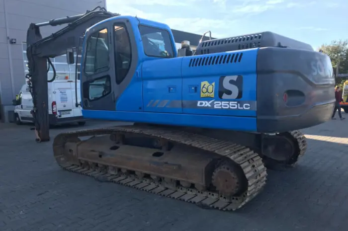 Гусеничный экскаватор Doosan DX 255 LC- фото № 2