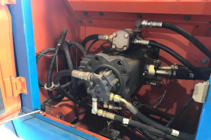 Гусеничный экскаватор Doosan DX 255 LC- фото № 9