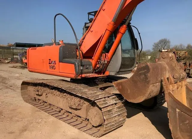 Гусеничный экскаватор Hitachi ZX180- фото № 3