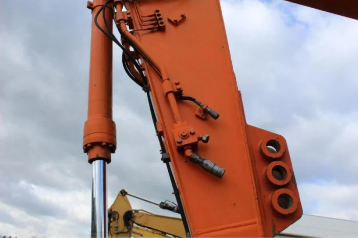 Гусеничный экскаватор Doosan DX225 LC- фото № 10