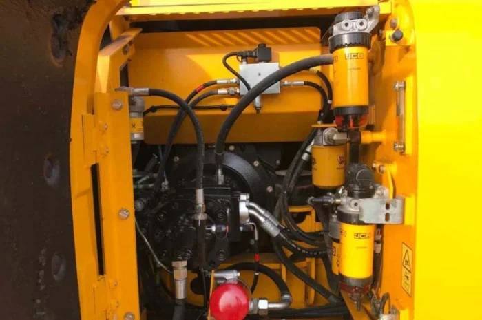 Гусеничный экскаватор JCB JS 145 LC. Экскаватор б/у. Первый владелец- фото № 10