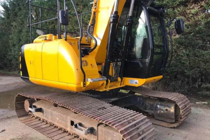 Гусеничный экскаватор JCB JS 145 LC. Экскаватор б/у. Первый владелец- фото № 9