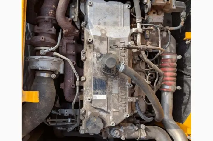 Колесный экскаватор JCB JS 200 W- фото № 3