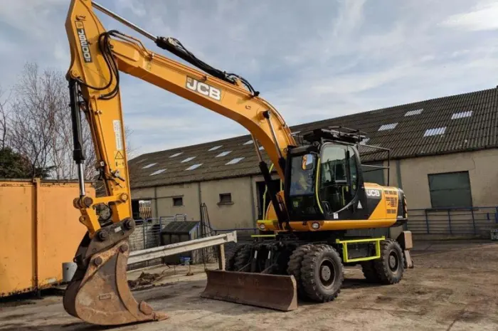 Колесный экскаватор JCB JS 200 W- фото № 18