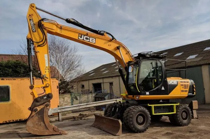 Колесный экскаватор JCB JS 200 W- фото № 12