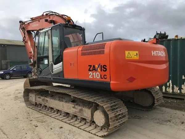 Гусеничный экскаватор Hitachi ZX210LC-3. Строительная техника б/у- фото № 13