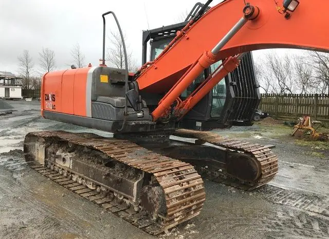 Гусеничный экскаватор Hitachi Zaxis 210LC-3. Гусеничный экскаватор б/у- фото № 4