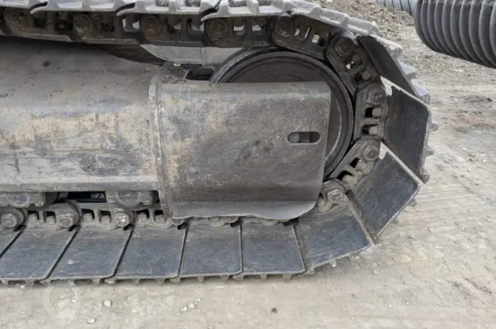 Гусеничный экскаватор JCB JS220 LC. Строительная техника б/у- фото № 6